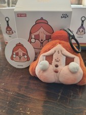 Labubu Pop Mart - Cry Baby