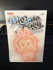 Pop Mart Labubu Big Into